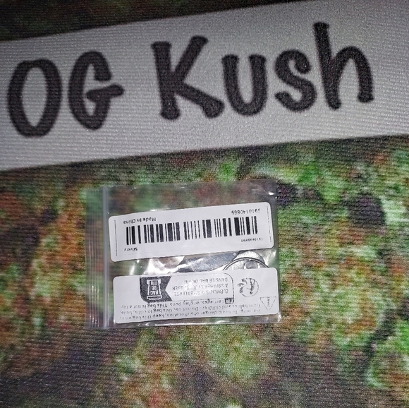 Pocket Screwdrivers, Philips & Flathead Key Screwdrivers + Key Ring/Keychain - Picture 8 of 8